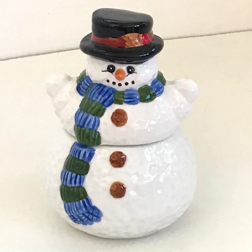 4 Piece Set Sugar Creamer Salt Pepper Holiday Winter Snowman Ceramic